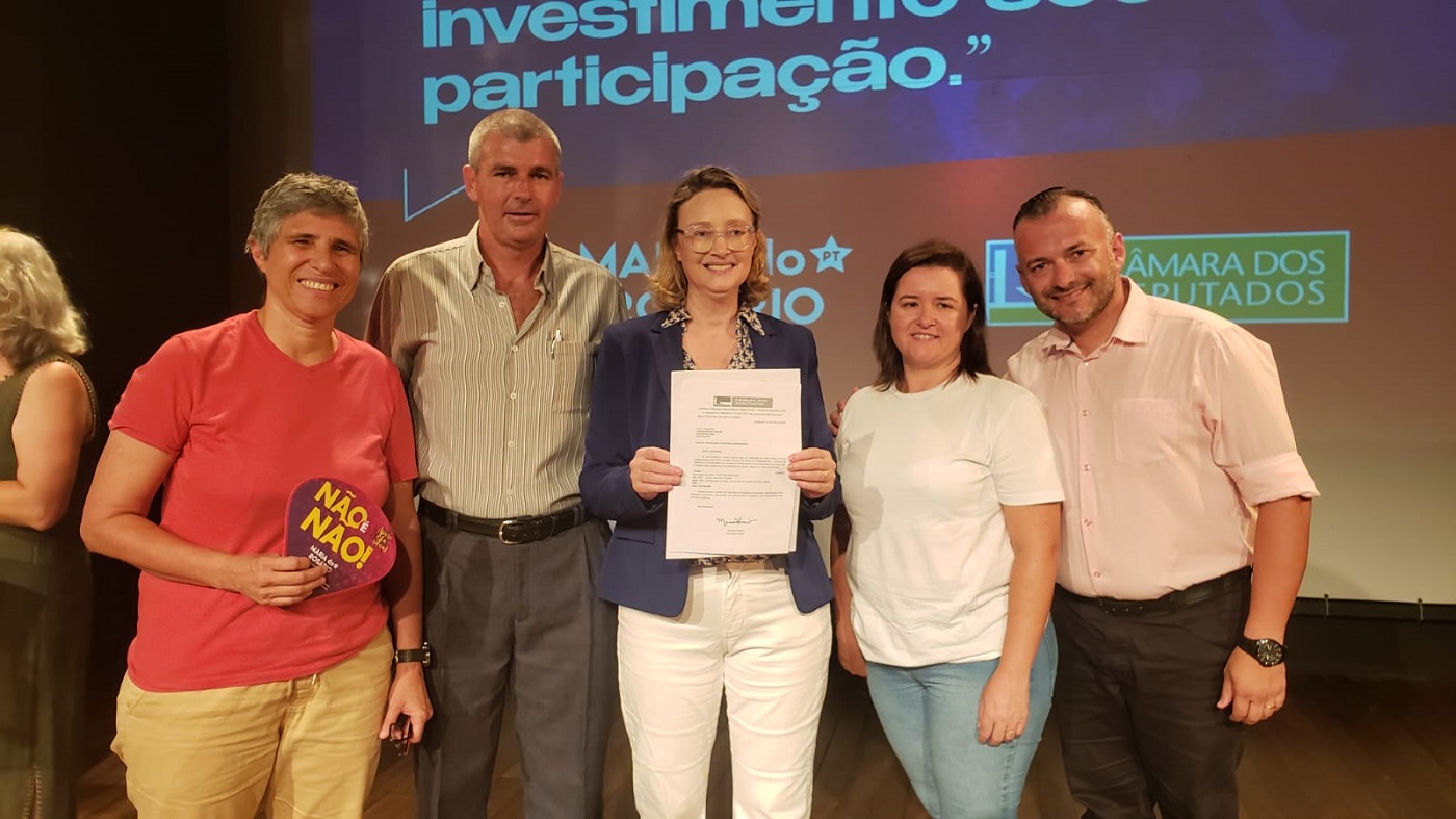 Capa Palmitinho: deputada Mária do Rosário anuncia recursos para saúde