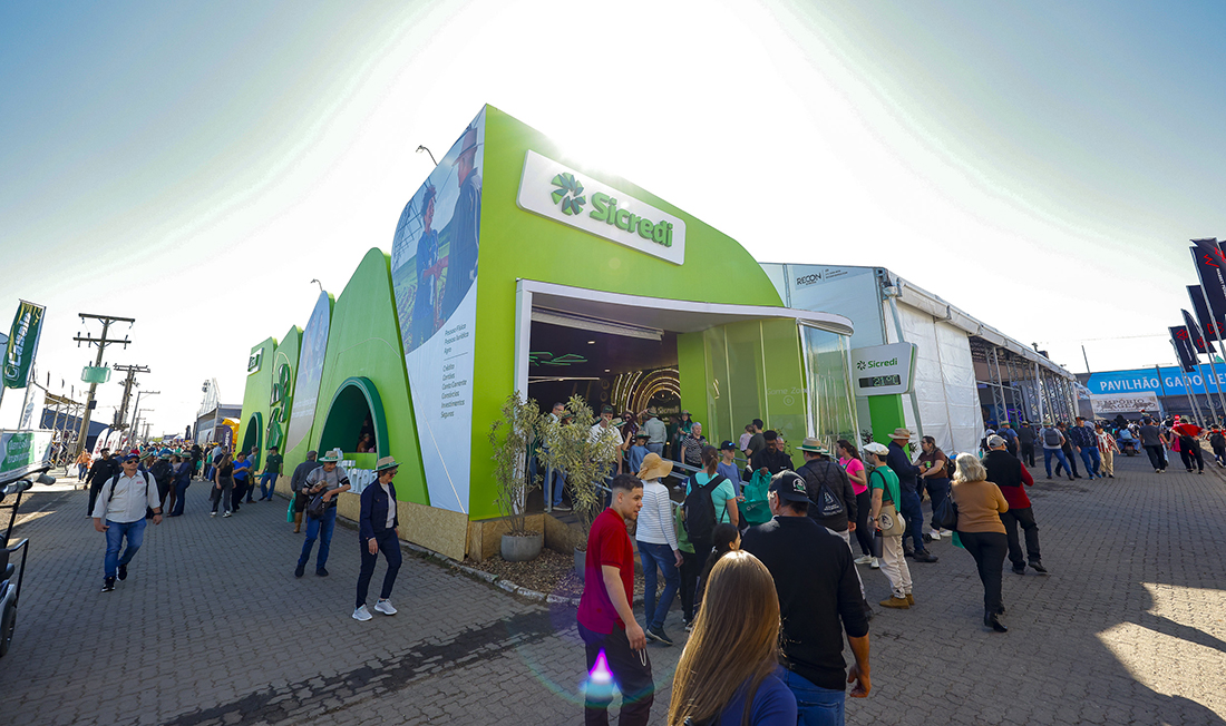 Capa Sicredi consolida liderança no agronegócio gaúcho e registra avanço de crédito na Expointer