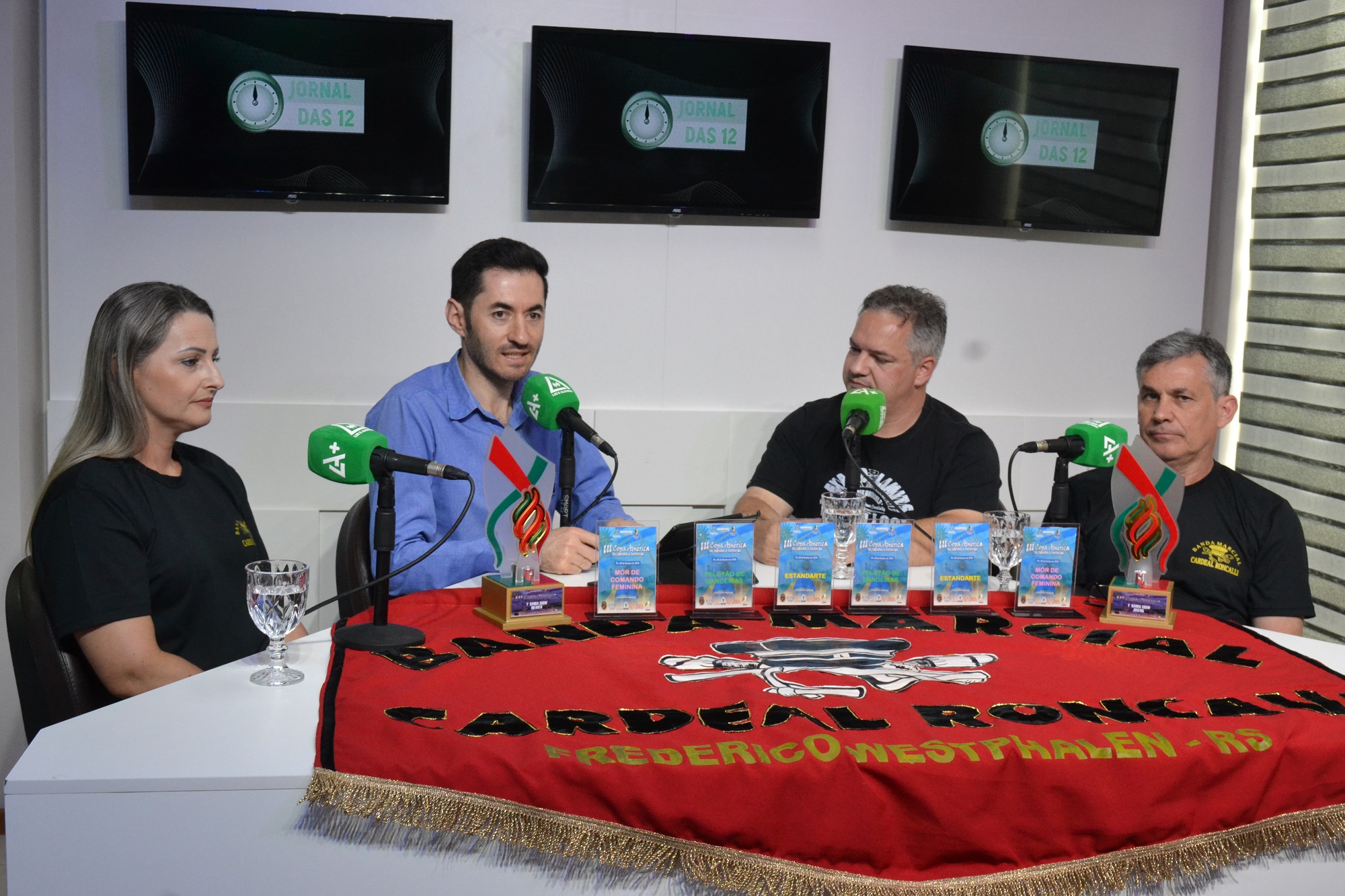 Capa Bandas da Escola Cardeal Roncalli brilham na Copa América e conquistam oito títulos