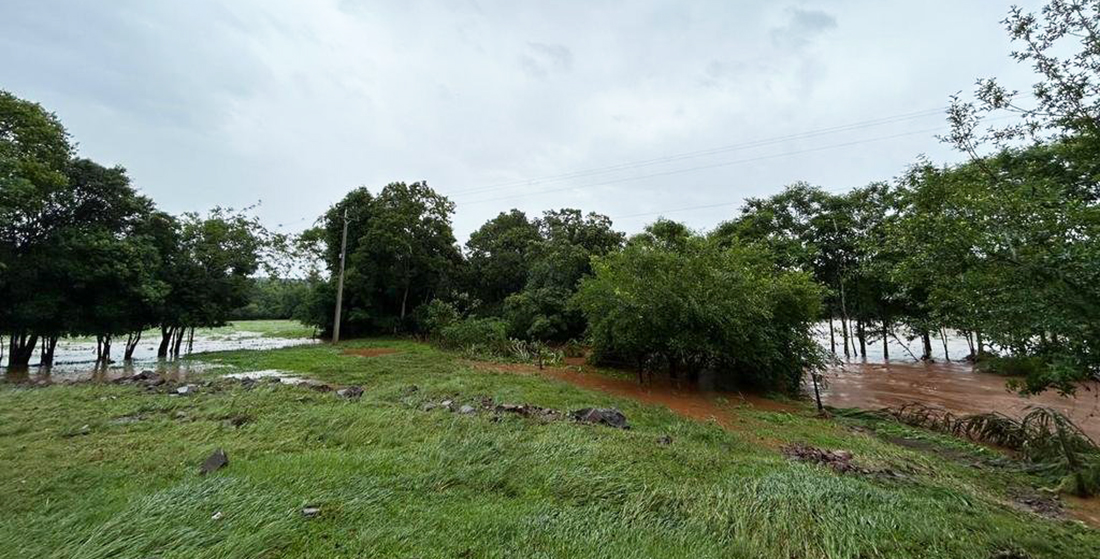 Capa Chuva alaga casas e afeta pelo menos 200 pessoas em Boa Vista do Buricá