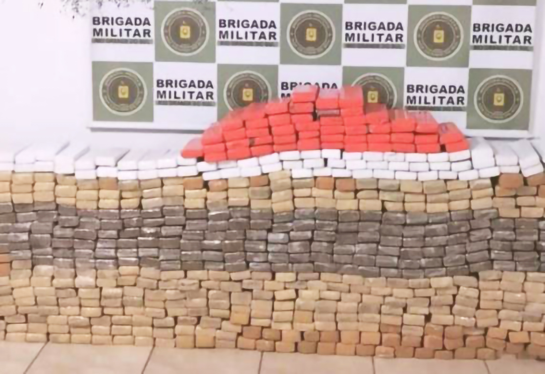 Capa Brigada Militar apreende mais de meia tonelada de maconha em Porto Lucena