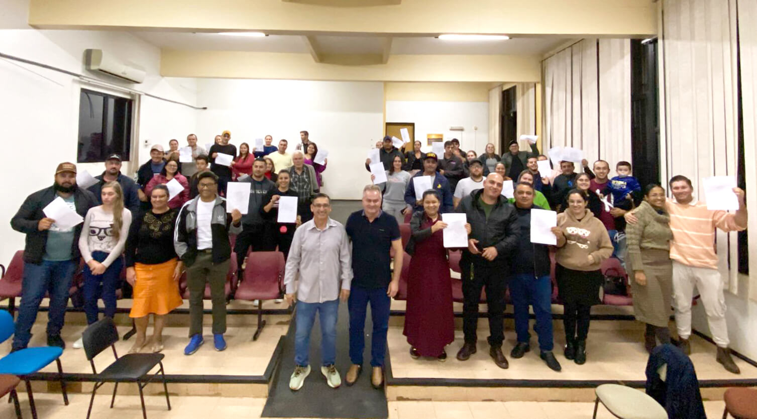 Capa Administração Municipal de Pinhal executa Programa Habitacional que beneficiará 60 famílias
