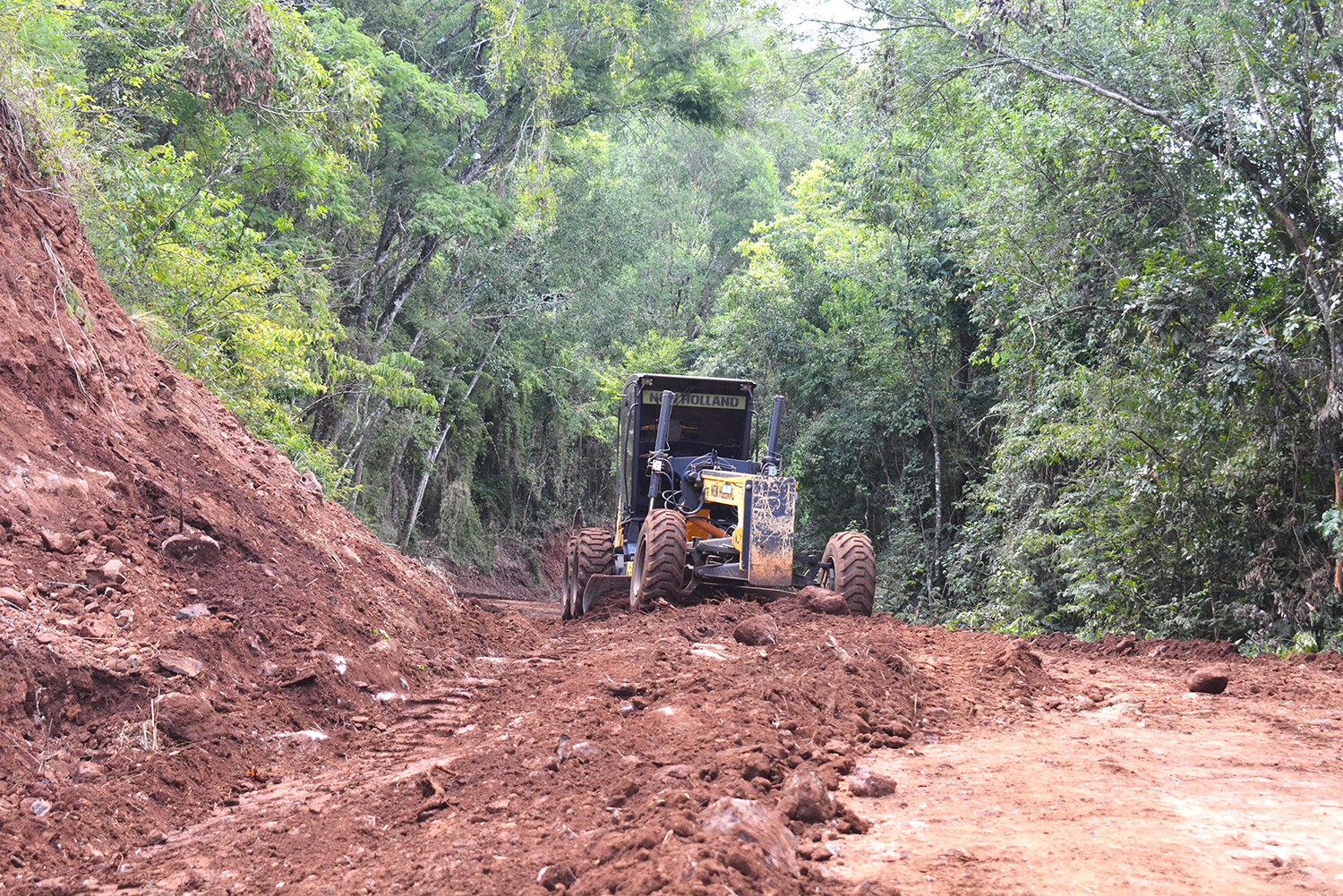 Capa Secretaria de Agricultura de FW intensifica trabalhos nas estradas do interior