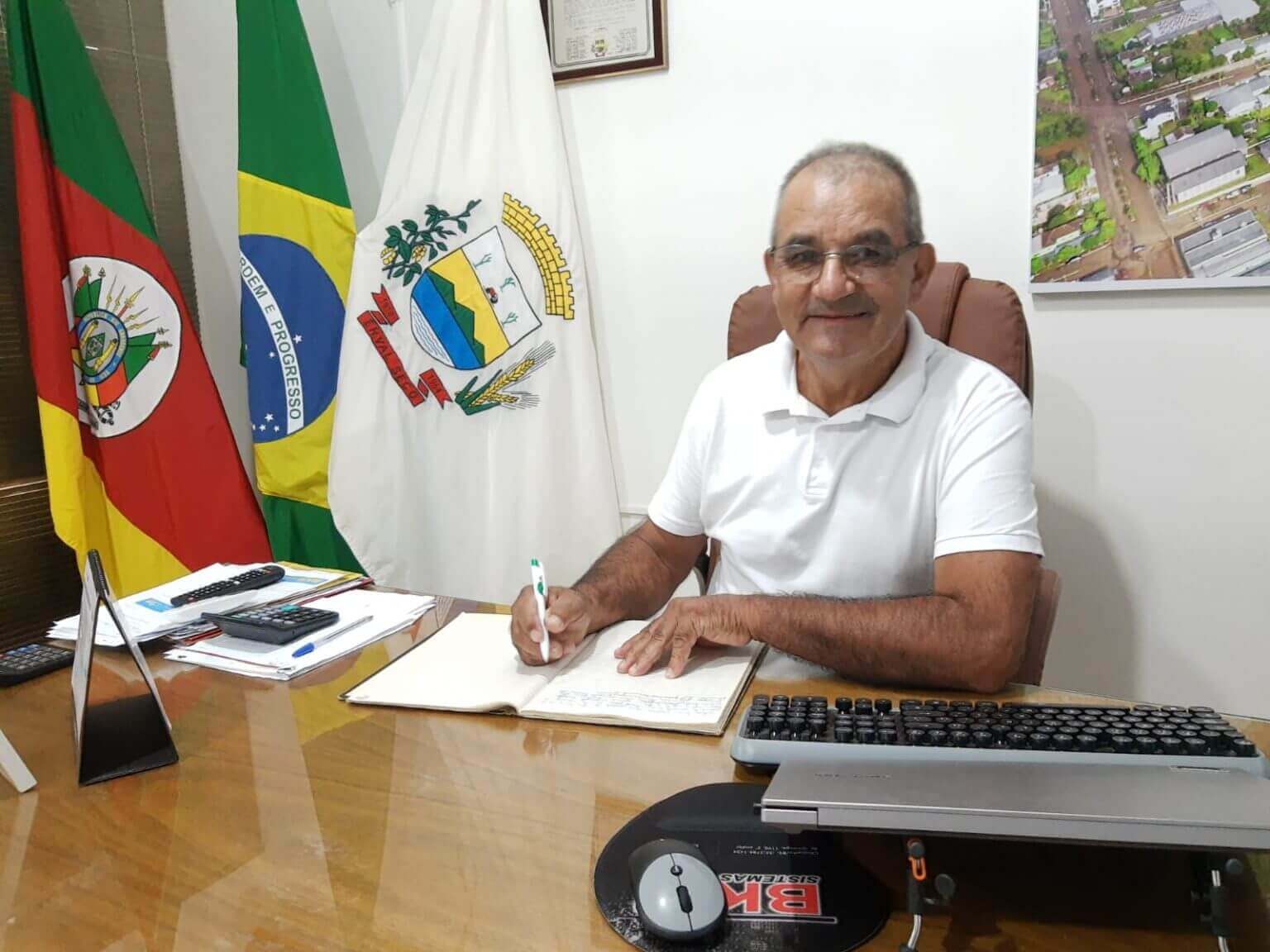 Capa Erval Seco: prefeito em exercício destaca obras em andamento