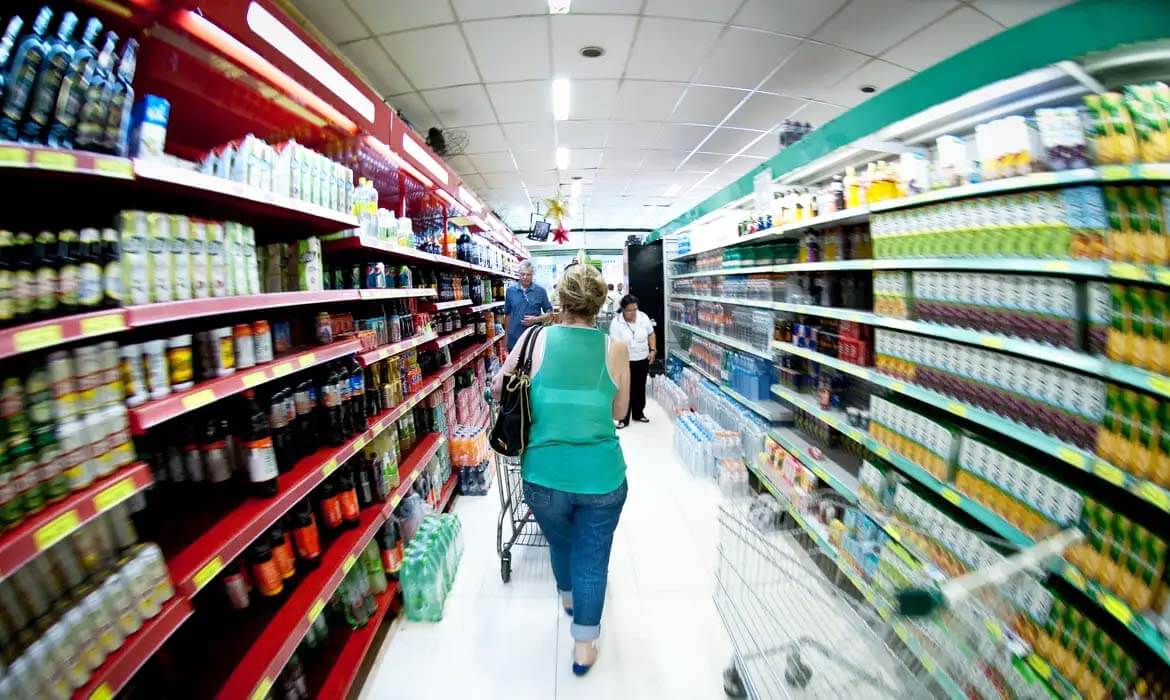 Capa Preço da cesta de alimentos fecha 2024 em R$ 284,75 no Rio Grande do Sul