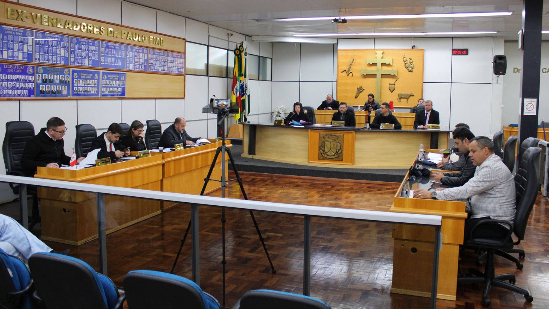 Capa Câmara de Vereadores de Palmeira das Missões rejeita veto do executivo e avança com projeto de coleta domiciliar de exames
