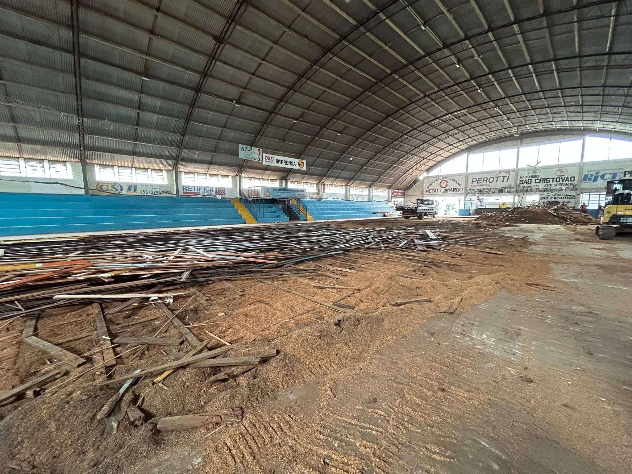 Capa Administração de Seberi inicia obras no Ginásio Municipal Luiz Júlio Gemelli