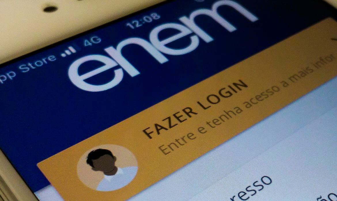 Capa Inscrições para o Enem 2023 terminam nesta sexta-feira, 16