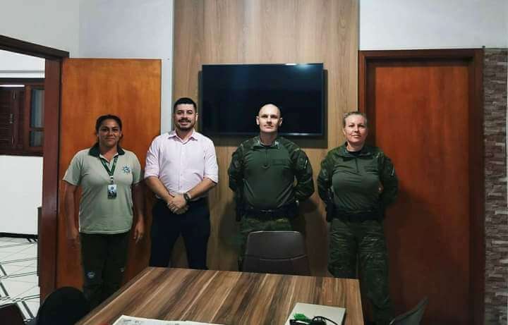 Capa Policiais Militares realizam visita técnica na empresa Macuco Yucumã