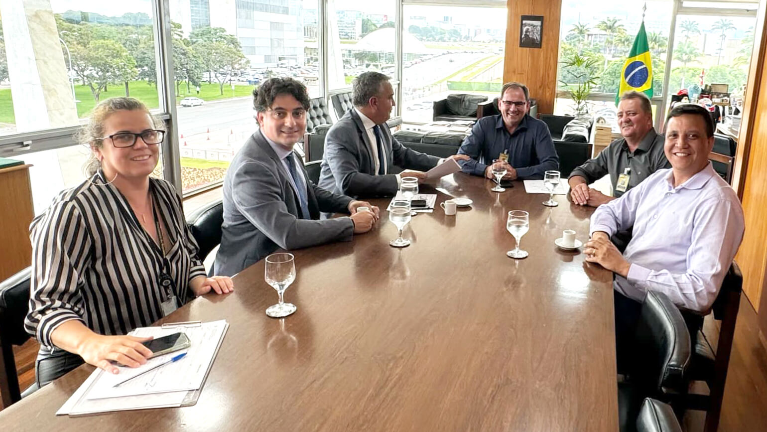 Capa Prefeito e presidente do Legislativo de Cerro Grande cumprem agenda em Brasília