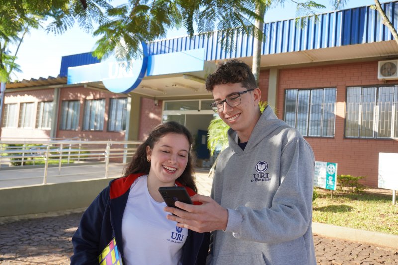 Capa Escola da URI divulga lista de selecionados para bolsas de estudos