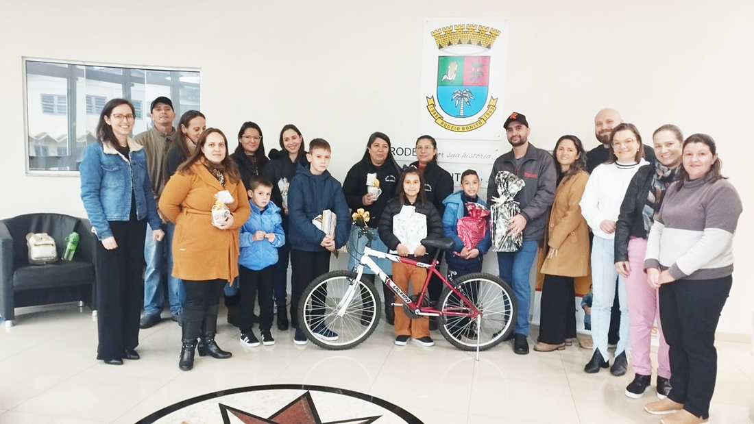 Capa Rodeio Bonito celebra os vencedores do Concurso Municipal “Autores da Cidadania Fiscal
