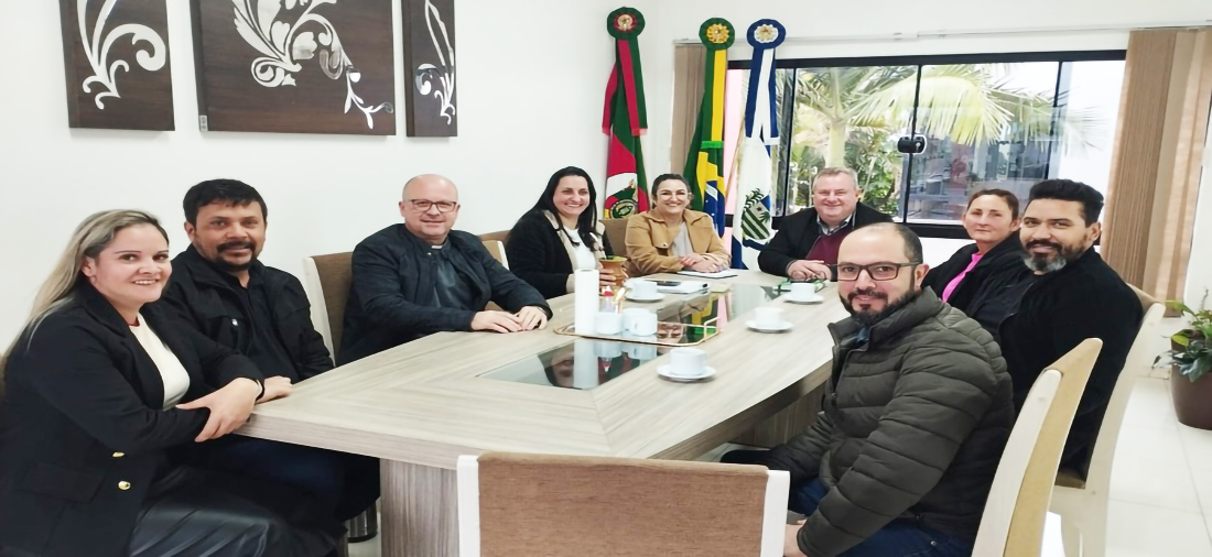 Capa Prefeitura de Palmitinho prepara programação especial para o Natal