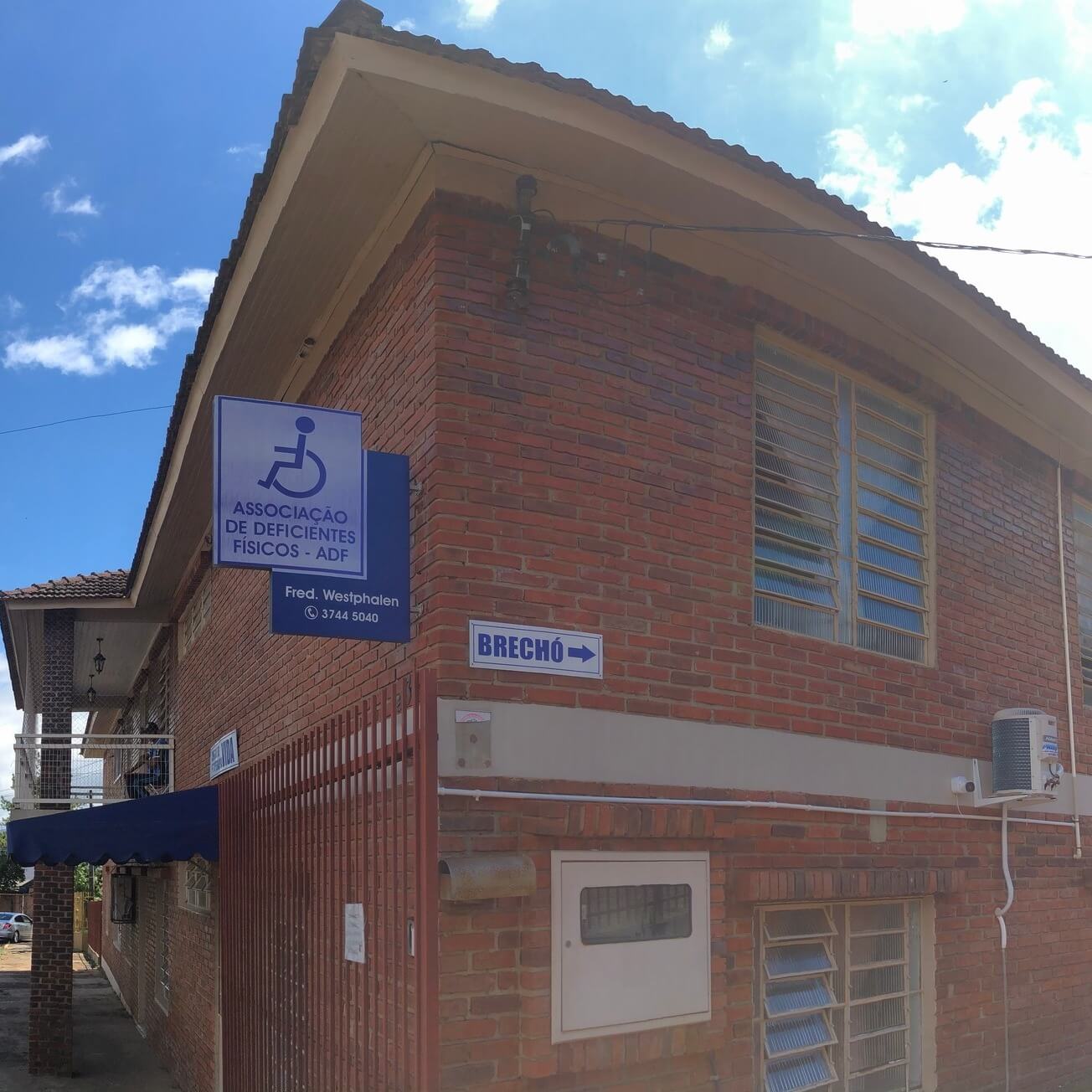 Capa Associação de Deficientes Físicos de Frederico Westphalen realiza Evento "Achei no Brechó"
