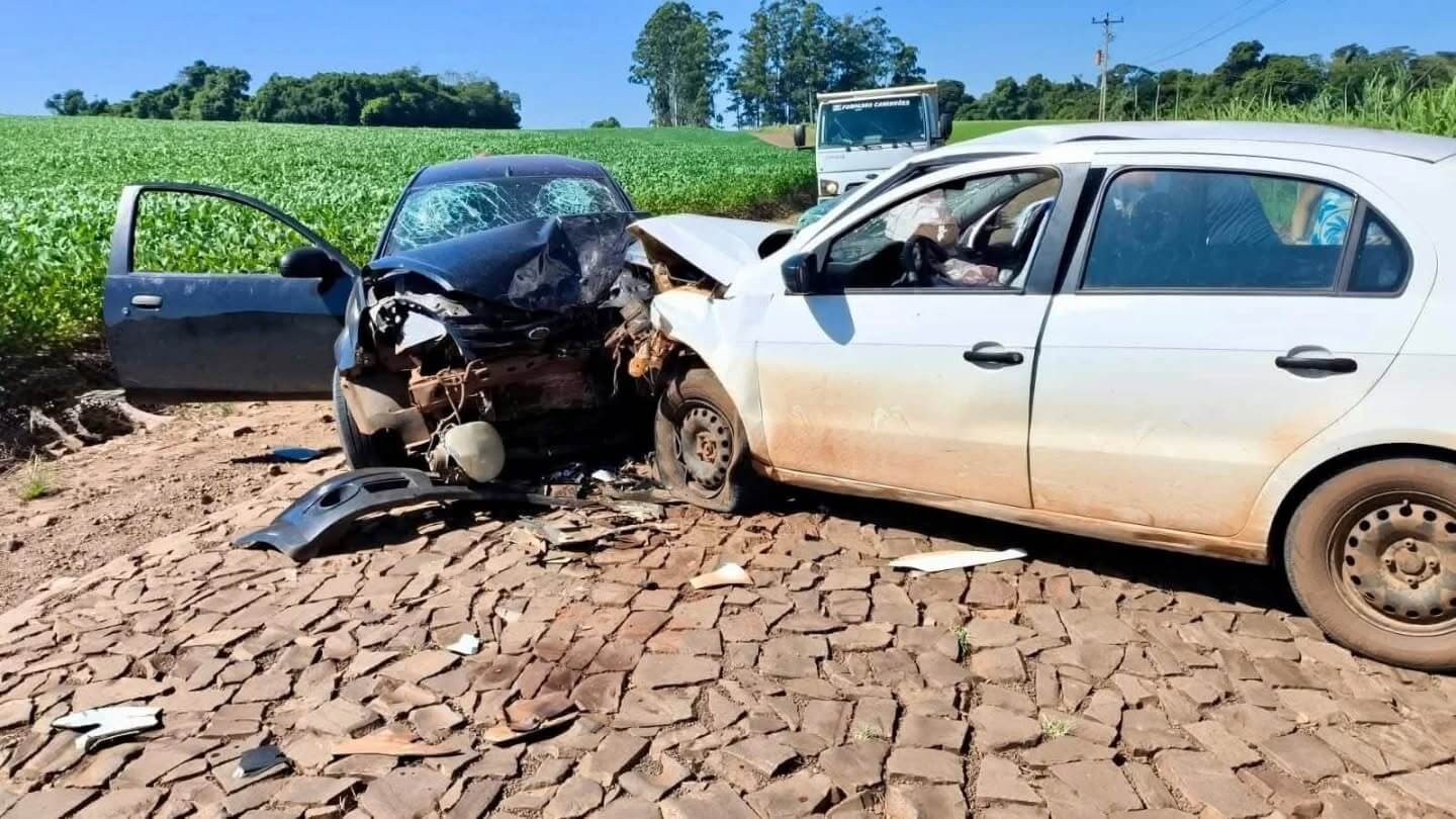 Capa Colisão frontal deixa uma vítima fatal em Fortaleza dos Valos