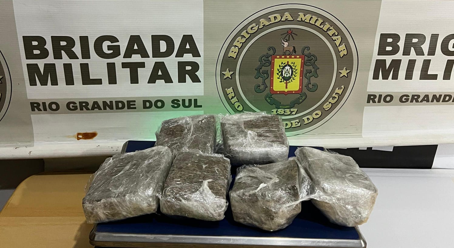 Capa Adolescente é apreendido com mais de 1,5 quilo de maconha próximo ao Presídio de Sarandi