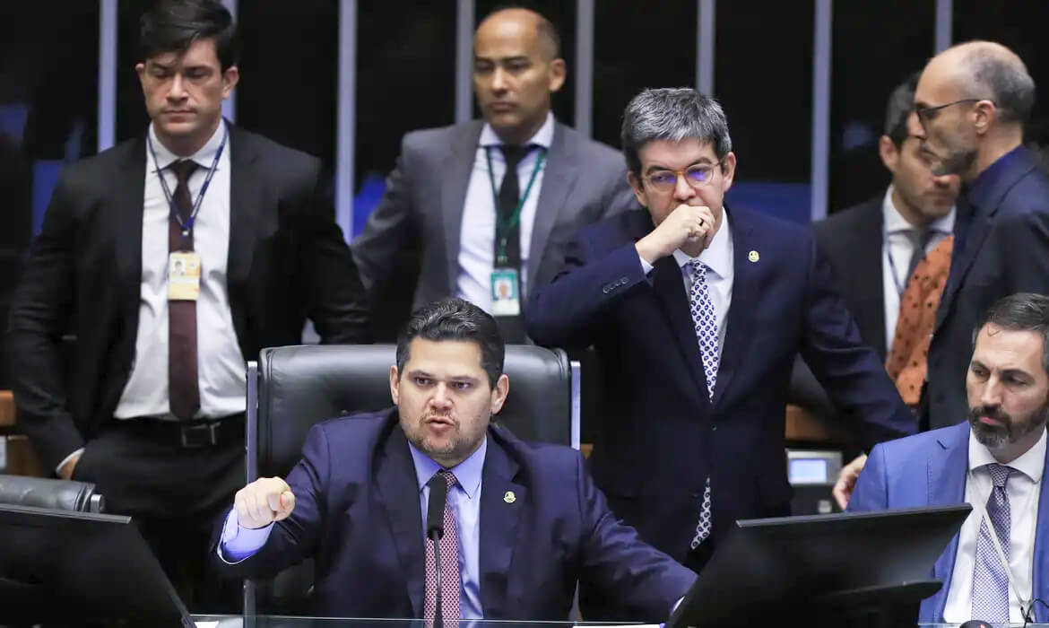 Capa Congresso aprova novas regras para pagamento de emendas parlamentares