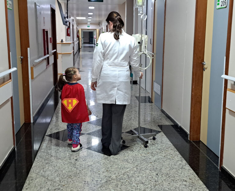 Capa A vida requer movimento: para a mobilidade dos pacientes, Hospital Unimed conta com ações especiais