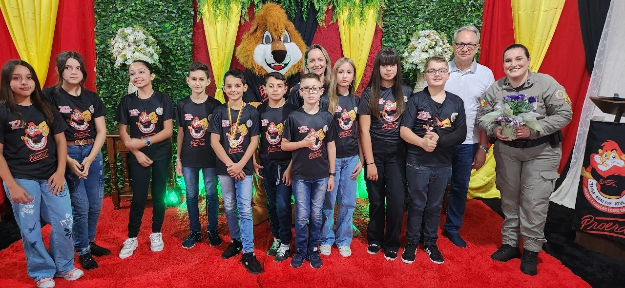 Capa Brigada Militar forma mais de 50 alunos no PROERD em Iraí