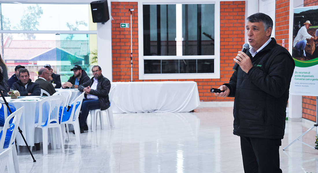 Capa Frederico Westphalen recebe Eugênio Poltronieri no "No Tom da Conversa"