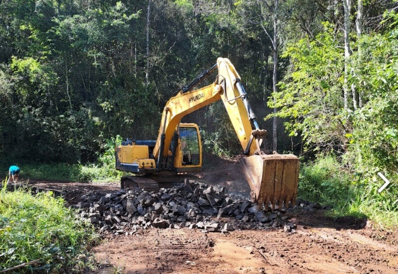 Capa Secretarias de Obras e Agricultura de Ametista do Sul trabalham para recuperar danos causados pelas enxurradas