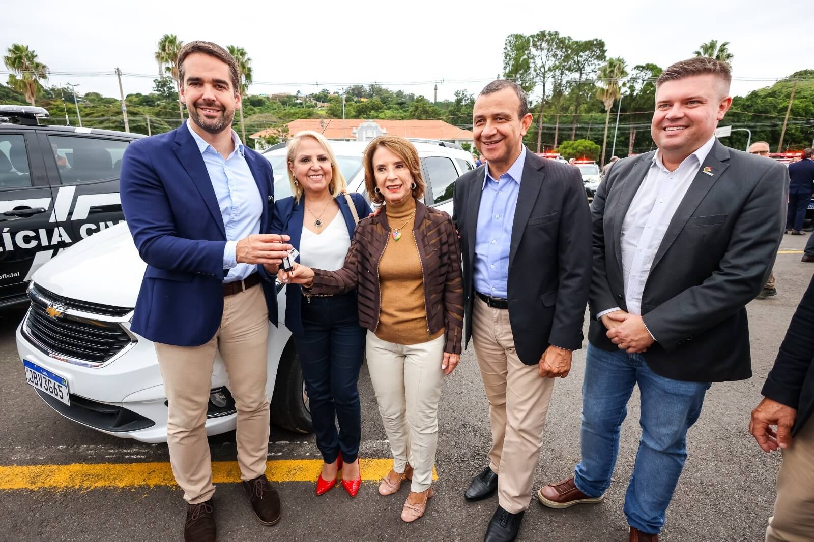 Capa 20ª Coordenadoria Regional de Educação recebe veículo novo