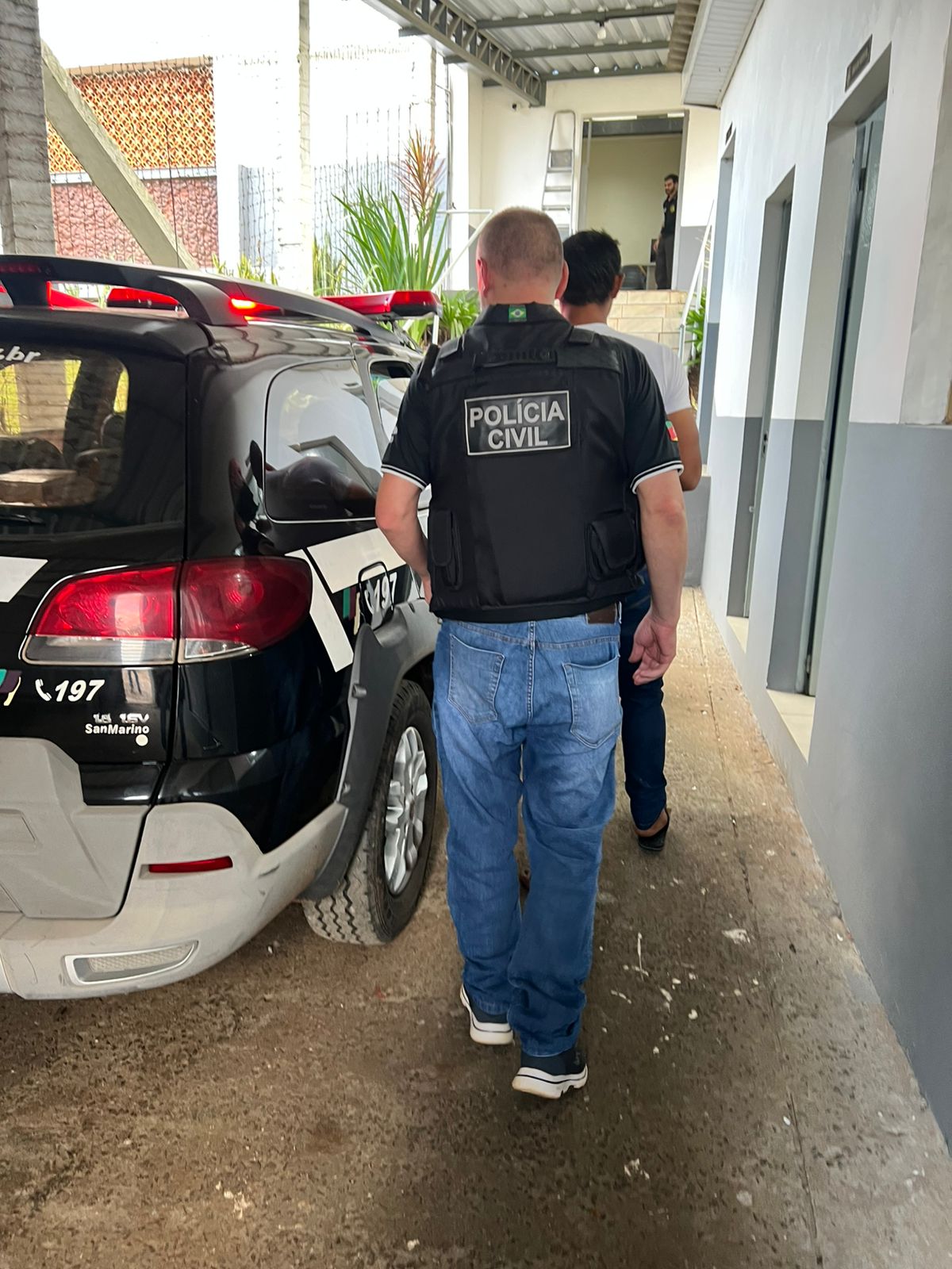 Capa Homem é preso preventivamente por suspeita de envolvimento em tortura e associação para o tráfico em Palmitinho