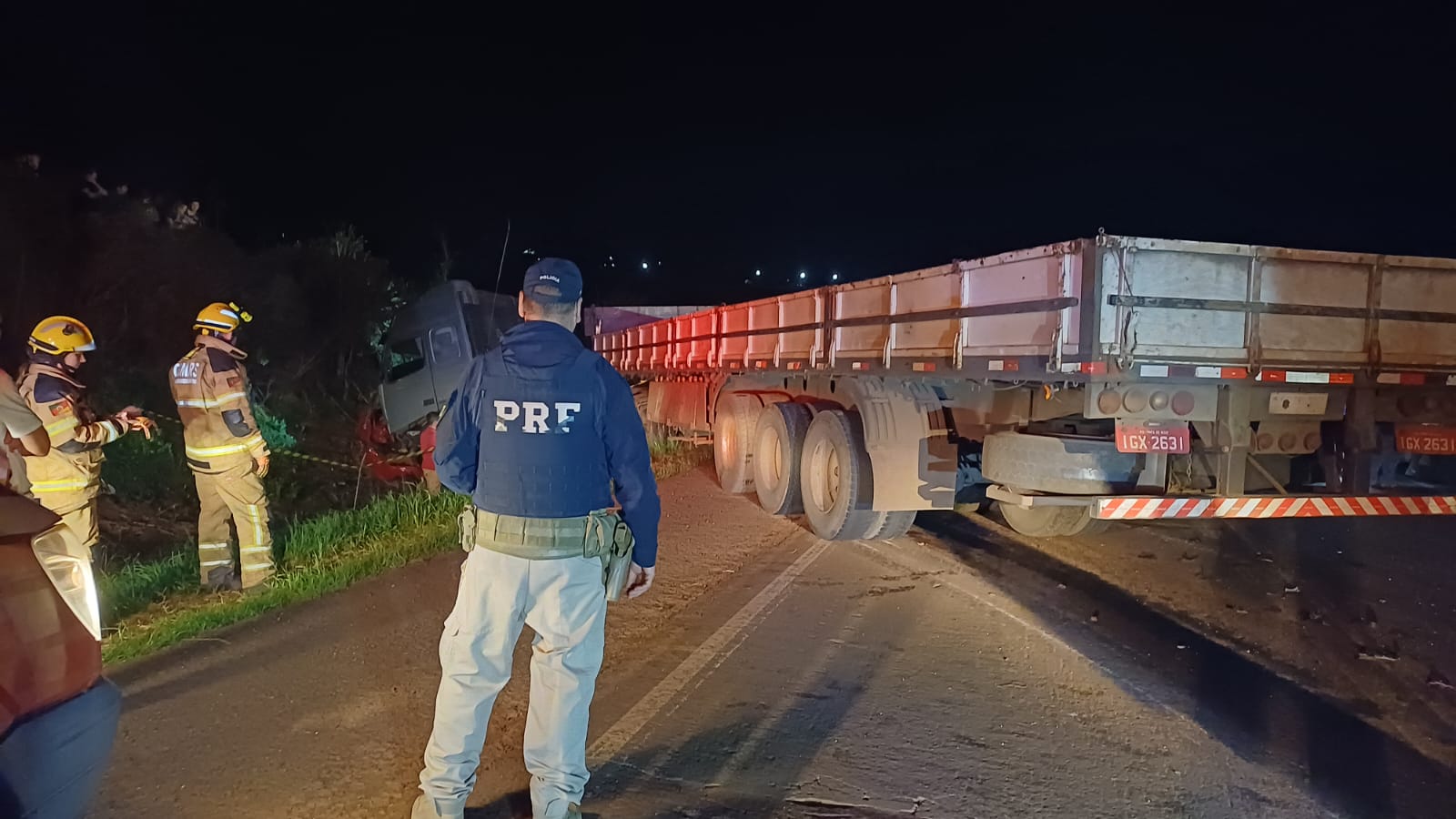 Capa Acidente entre carro e caminhão deixa dois mortos em Bom Progresso