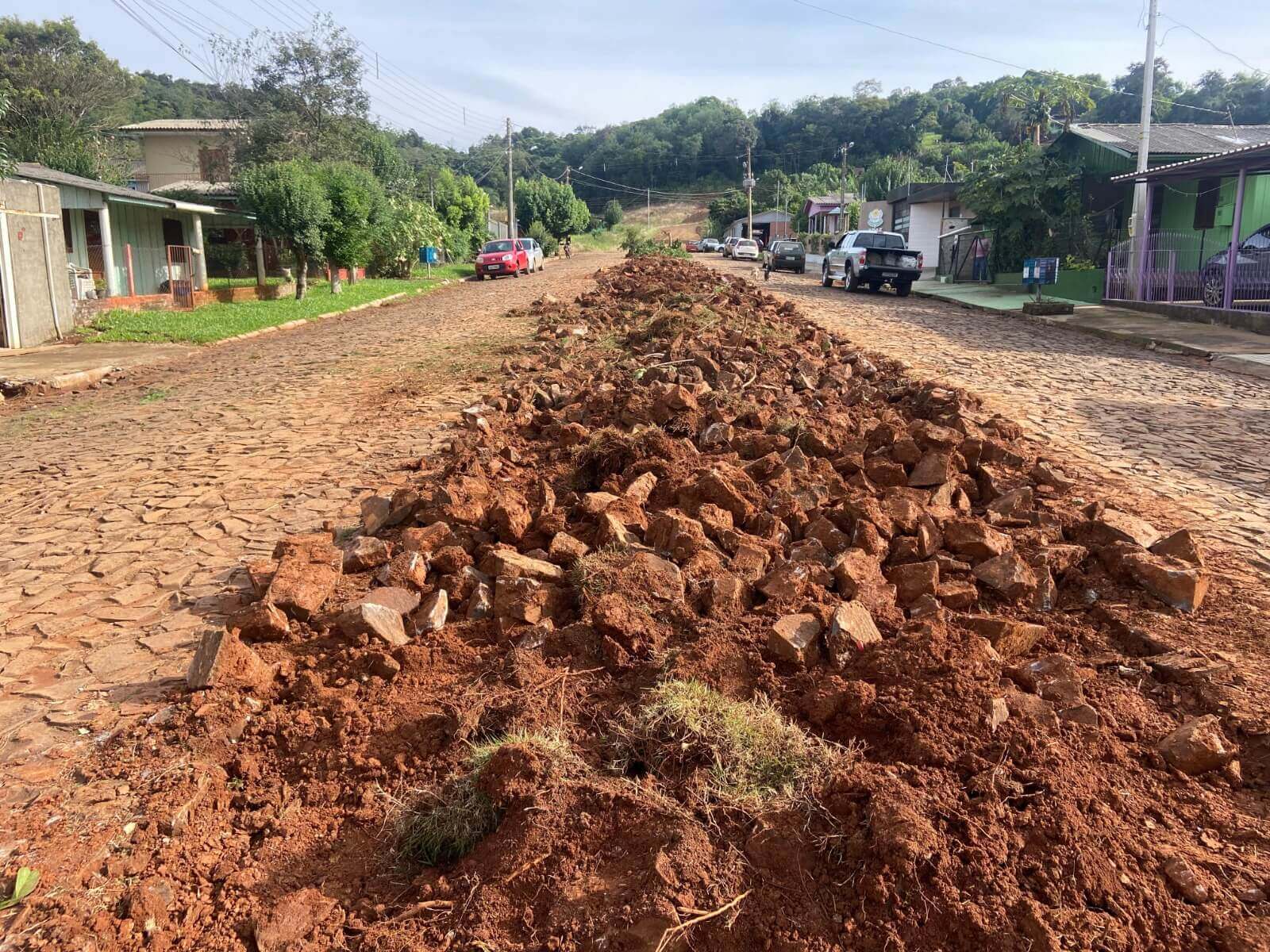 Capa Obras de Asfaltamento iniciam nas Avenidas Vereador Augusto Flores e Emílio Falcão em Erval Seco