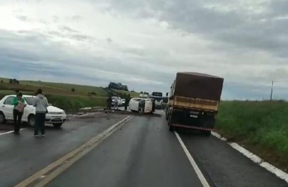 Capa Capotamento é registrado na BR-285 entre Carazinho e Passo Fundo