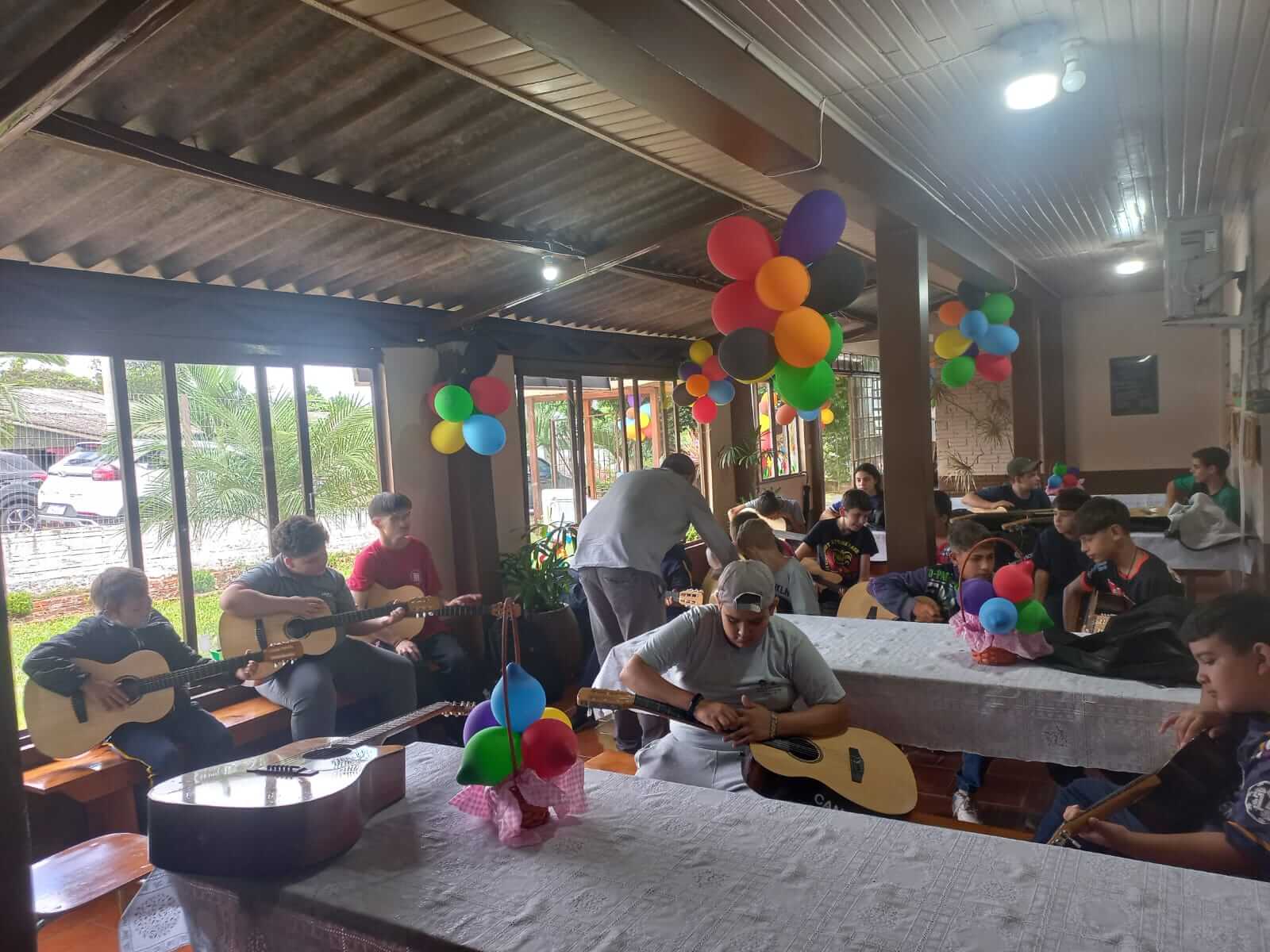 Capa Projeto Criança do Futuro proporciona diversas atividades aos alunos seberienses
