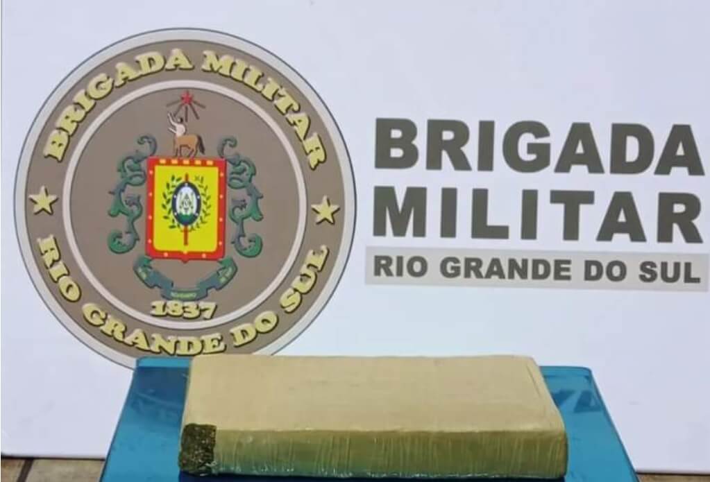 Capa Santa Rosa: BM apreende tijolo de maconha