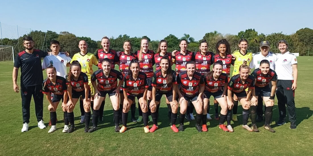 Capa Gurias do Yucumã vencem mais uma e estão na segunda fase do Gauchão Feminino