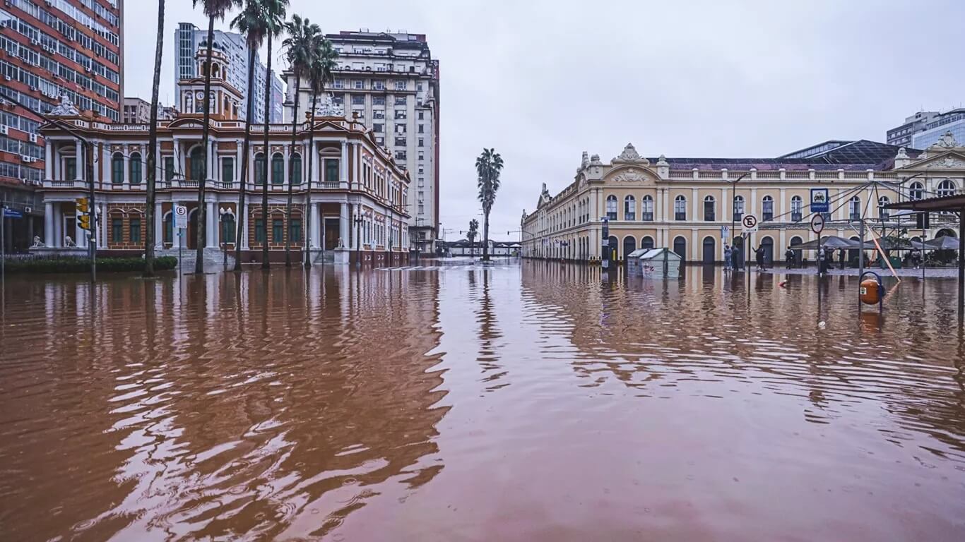 Capa Enchente supera a de 1941 e se torna a maior da história de Porto Alegre