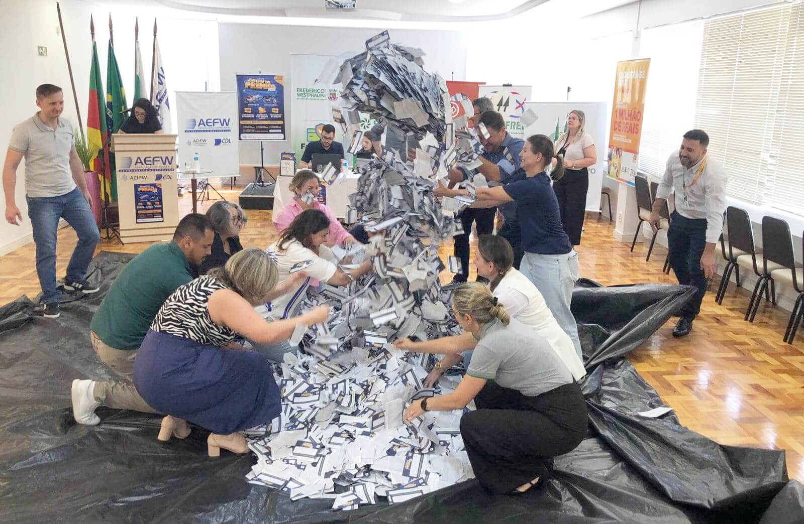 Capa Primeiro sorteio da Campanha Show de Prêmios acontece neste sábado