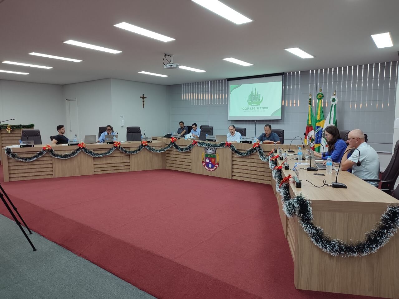Capa Lei Orçamentária Anual é lida em Sessão e será debatida em audiência pública na Câmara de Vereadores