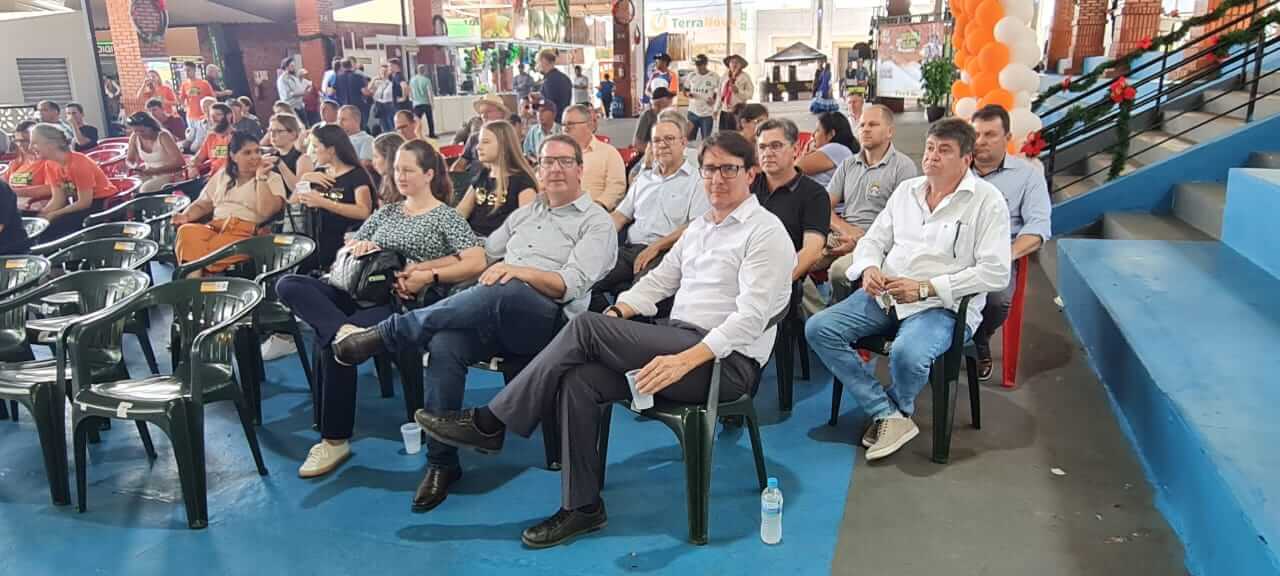 Capa  Prefeitos da Amuceleiro prestigiam a 22ª Mateada e Folclore de Chiapetta
