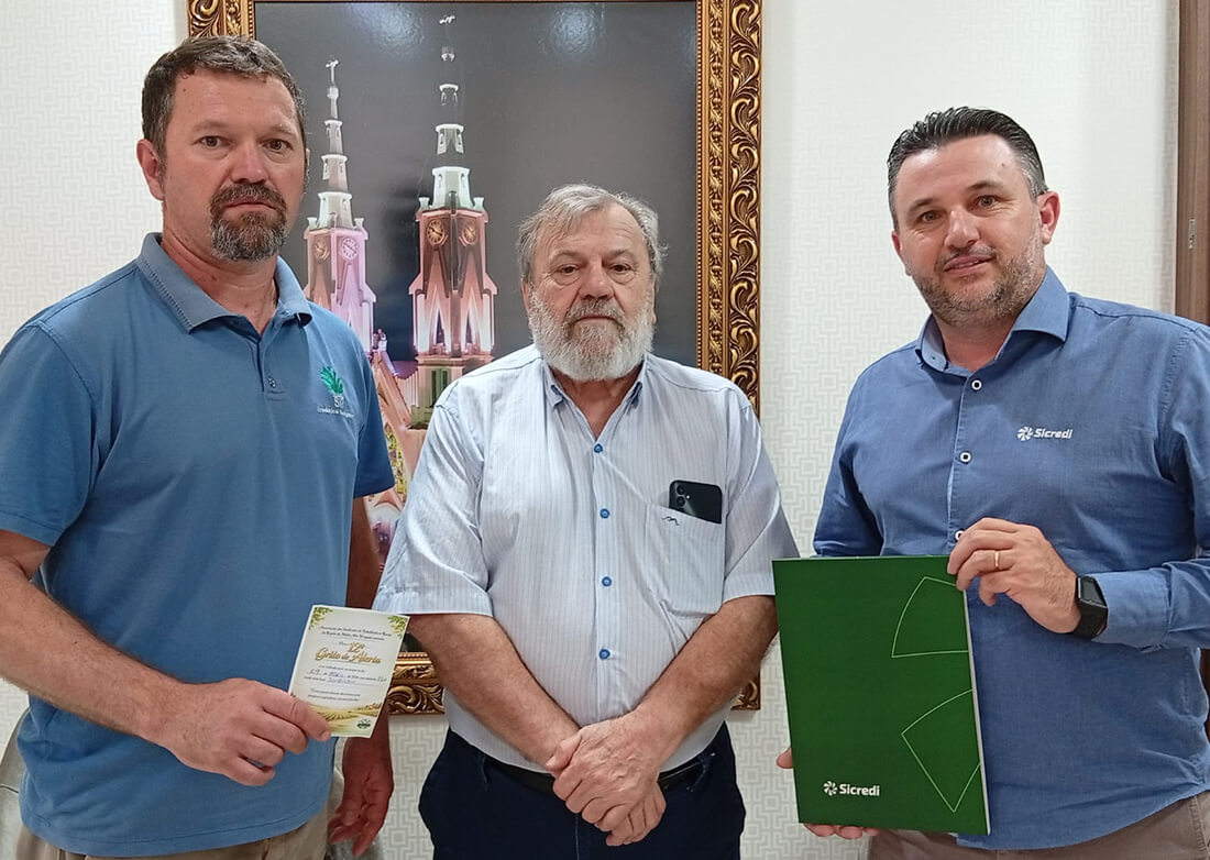 Capa Prefeito de Frederico Westphalen recebe convites para eventos do Sindicato Rural e Sicredi