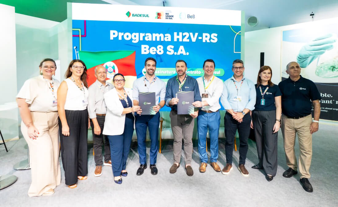Capa Em Belém, Leite assina contrato com empresa e entrega licença ambiental para primeiro posto de hidrogênio verde do RS