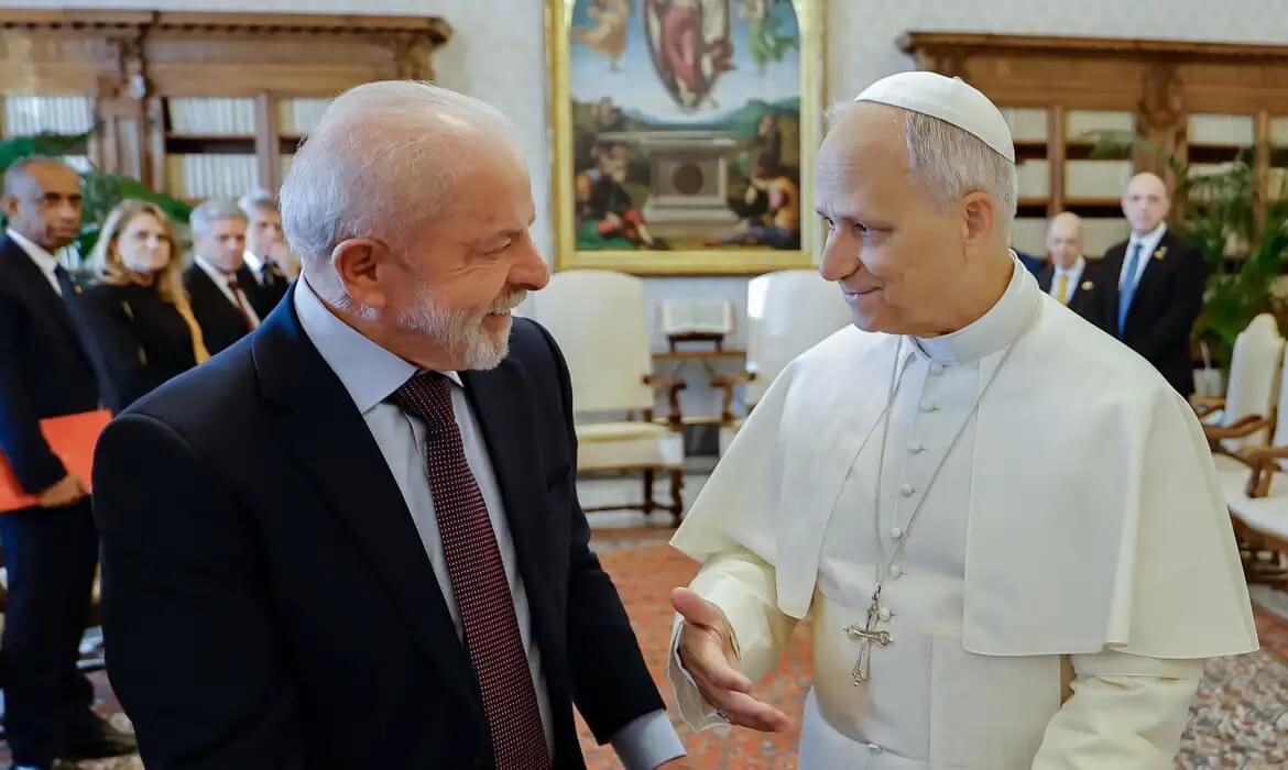 Capa Presidente Lula se reúne com o papa Leão XIV no Vaticano