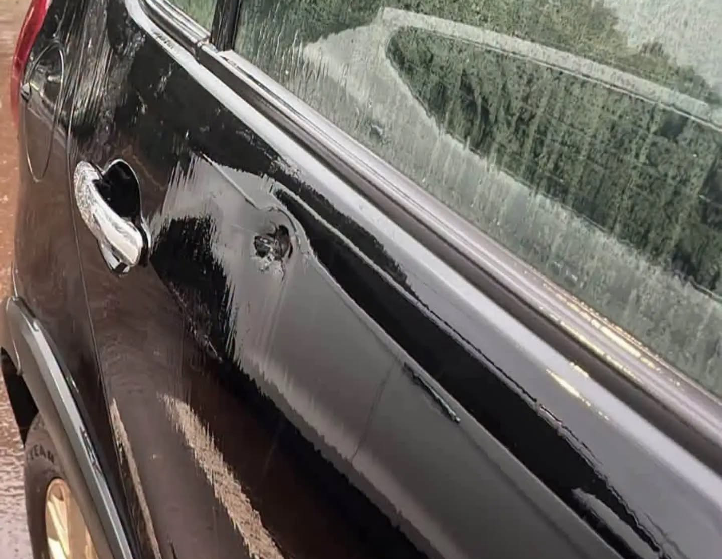 Capa Veículo é atingido por pedra arremessada na ERS-330 em Tenente Portela
