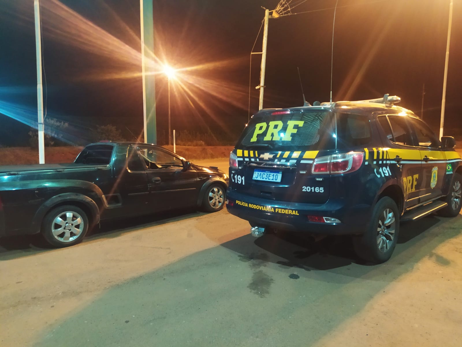 Capa PRF recupera carro e prende homem em Seberi/RS