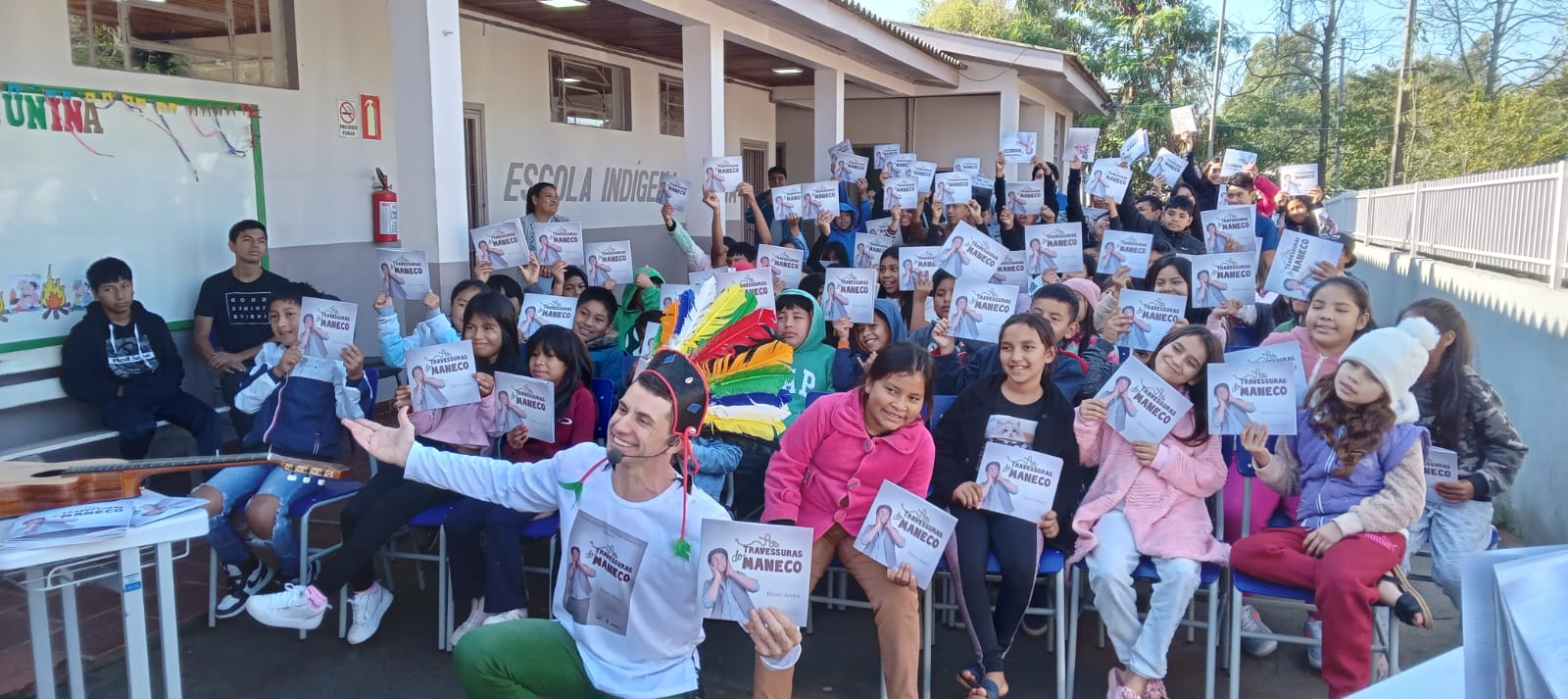 Capa Iraí: livro “ Travessuras do Maneco” é entregue nas escolas indígenas