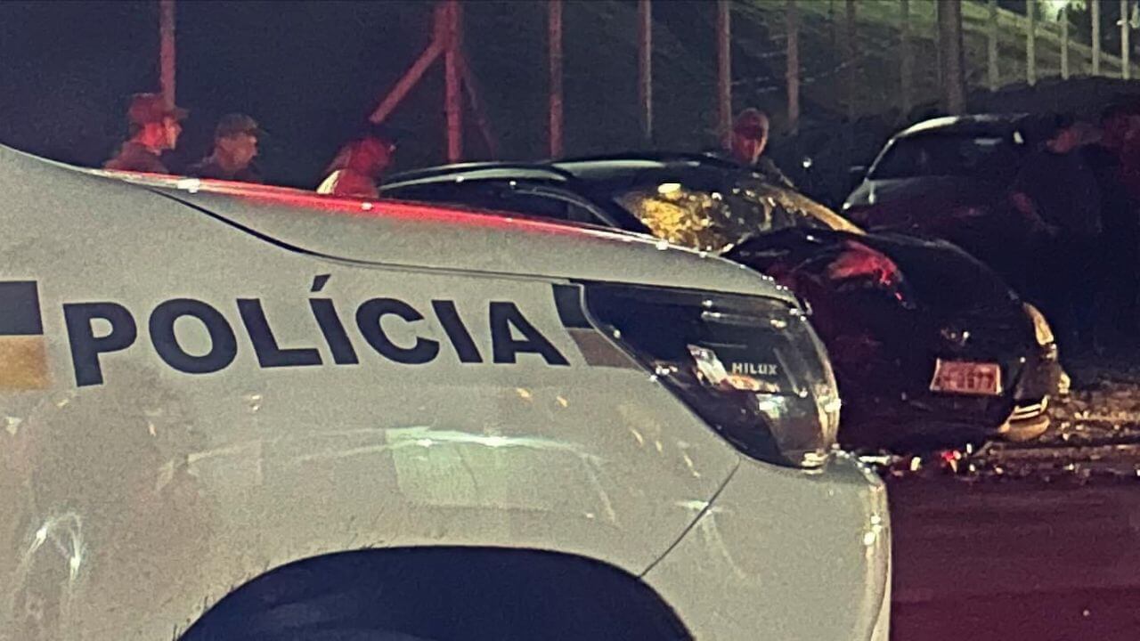 Capa Acidente na ERS 324 envolve carro e caminhão em Planalto