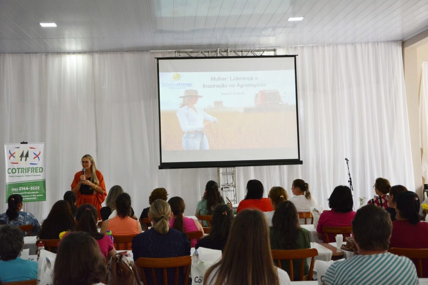 Capa Cotrifred promove 1º Encontro de Mulheres que cooperam