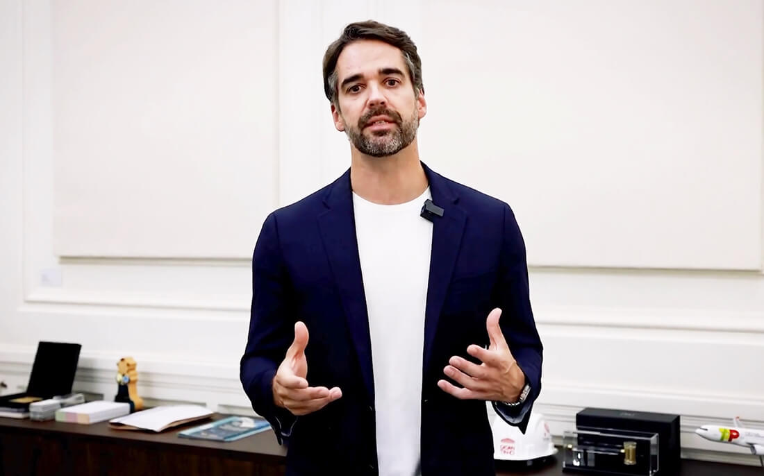 Capa Eduardo Leite reafirma pré-candidatura à Presidência pelo PSD após desistência de Ratinho Junior