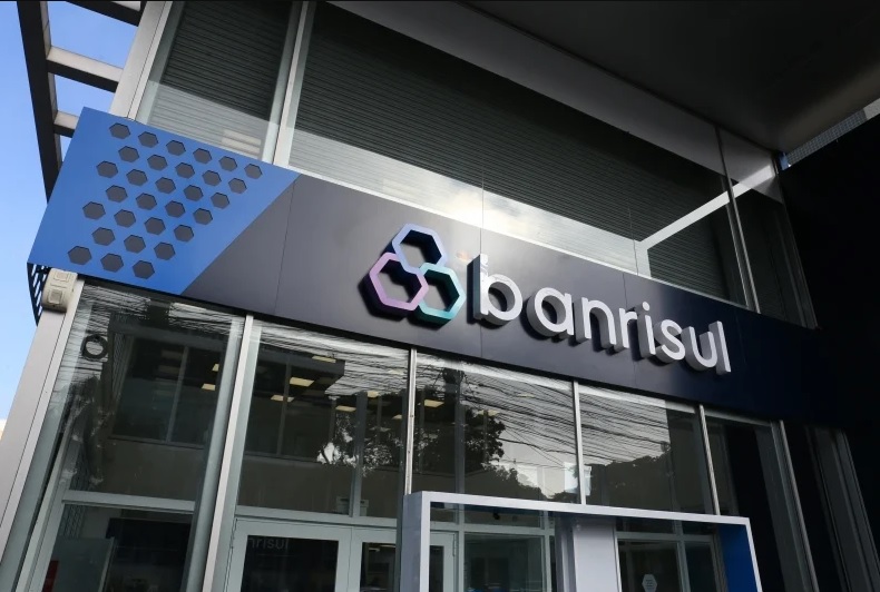 Capa Banrisul amplia prorrogação de consignados a servidores públicos