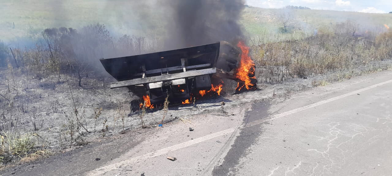 Capa Acidente fatal na ERS-241 deixa motorista carbonizado em São Francisco de Assis