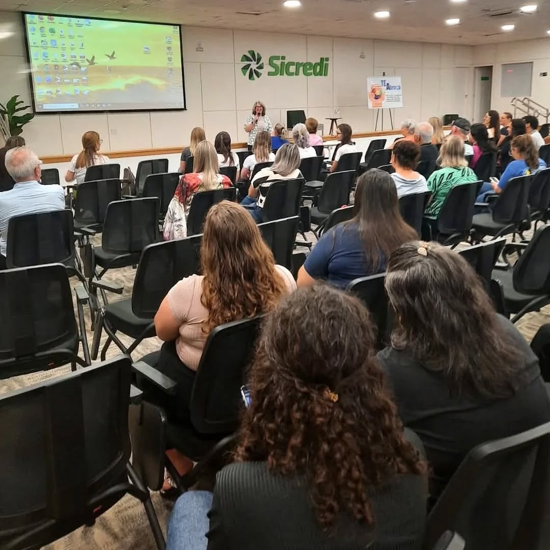 Capa Centro TEAbraça de Santo Augusto comemora um ano com palestra especial