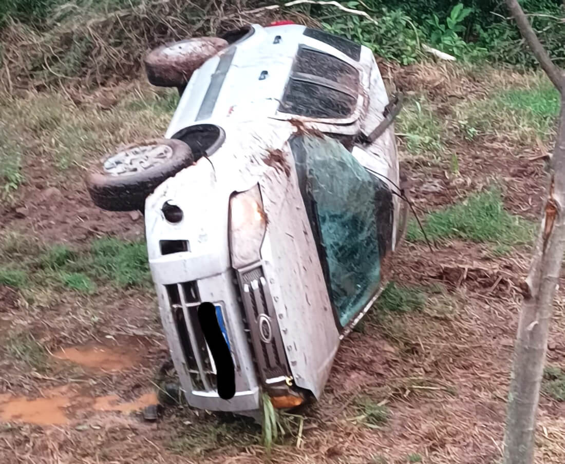 Capa Capotamento na BR-468 deixa dois feridos em Três Passos